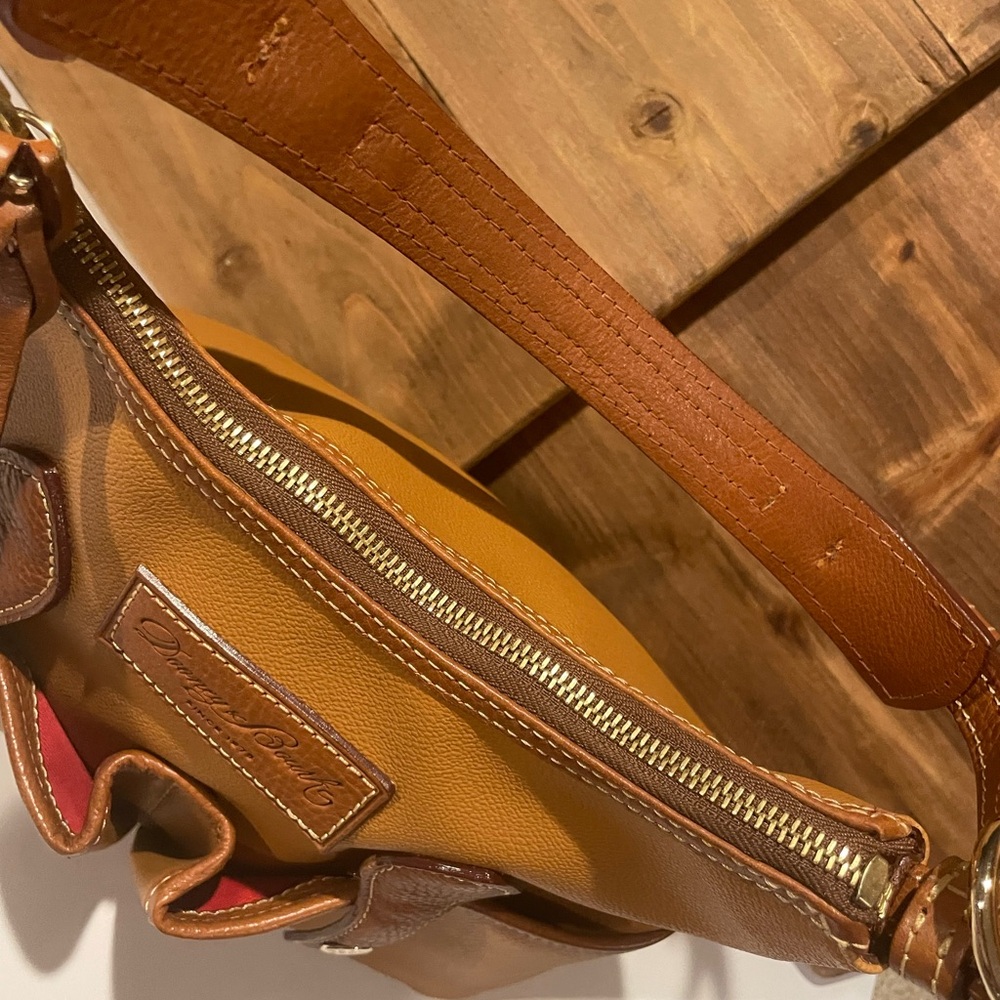 Dooney & Bourke Tan Leather Women's Bag - Picture 5 of 9